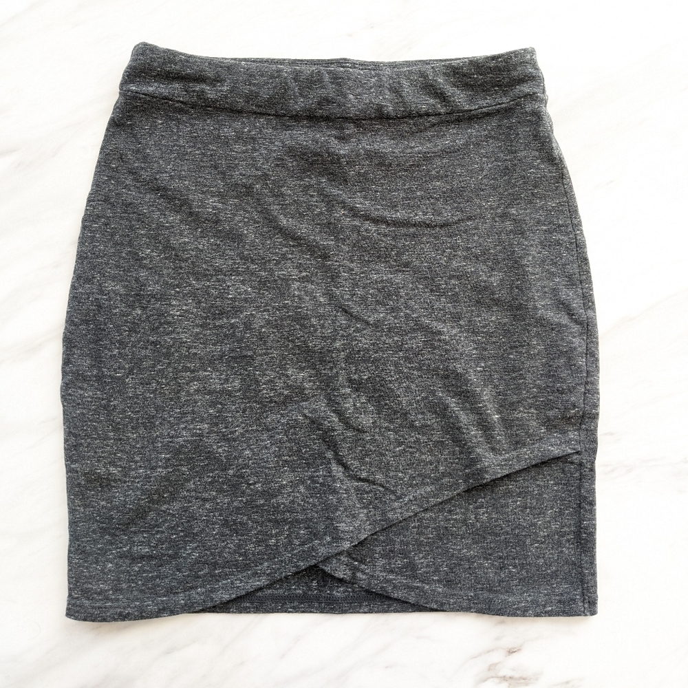 Tatula (Aritzia) Tulip Mini Skirt Heather Gray